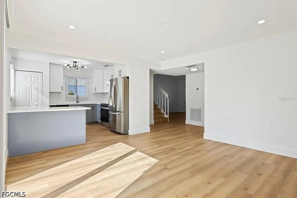 1101 Country Club Blvd #1101 - Photo 3 of 18