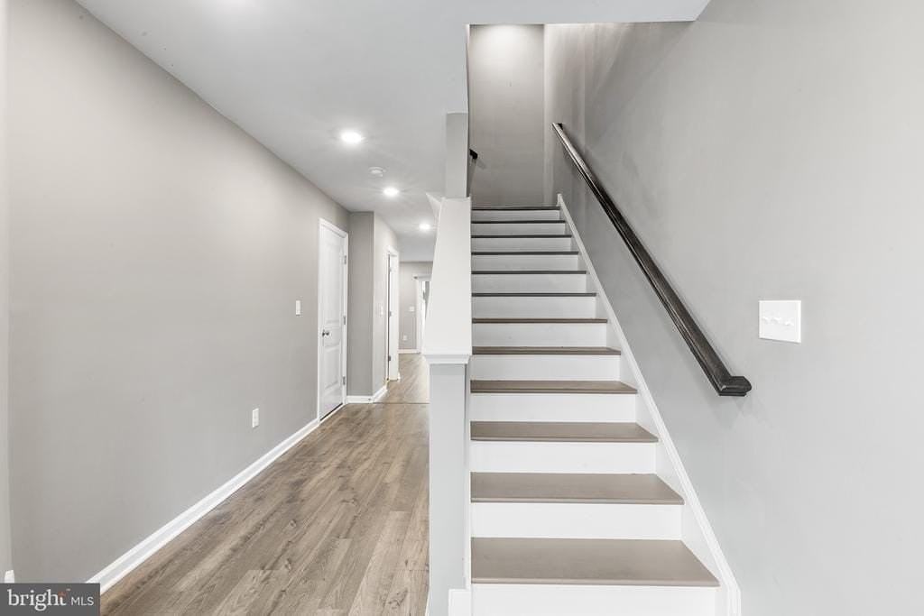 62 Rome Way - Photo 3 of 31