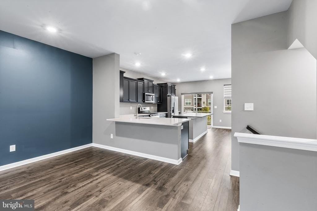 62 Rome Way - Photo 4 of 31