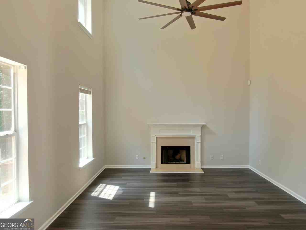 3225 Blackwood Ln - Photo 6 of 12