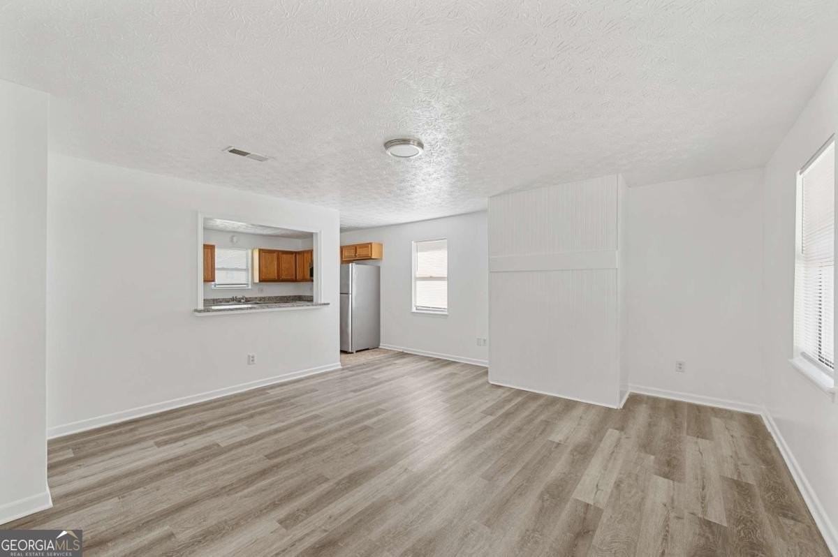 210 Tanglewood Ln #B - Photo 3 of 14
