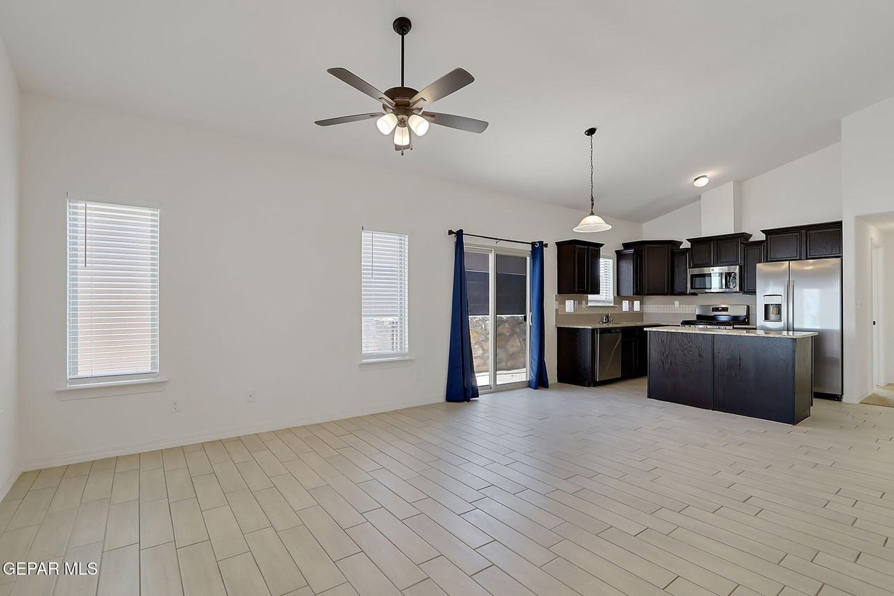 533 Paseo Modesto Dr - Photo 4 of 22