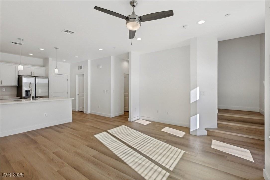 10511 Blossoming Hills Ave - Photo 2 of 12