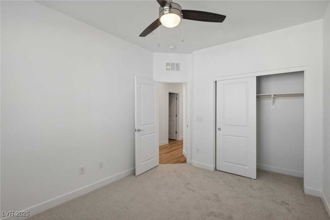 10511 Blossoming Hills Ave - Photo 4 of 12