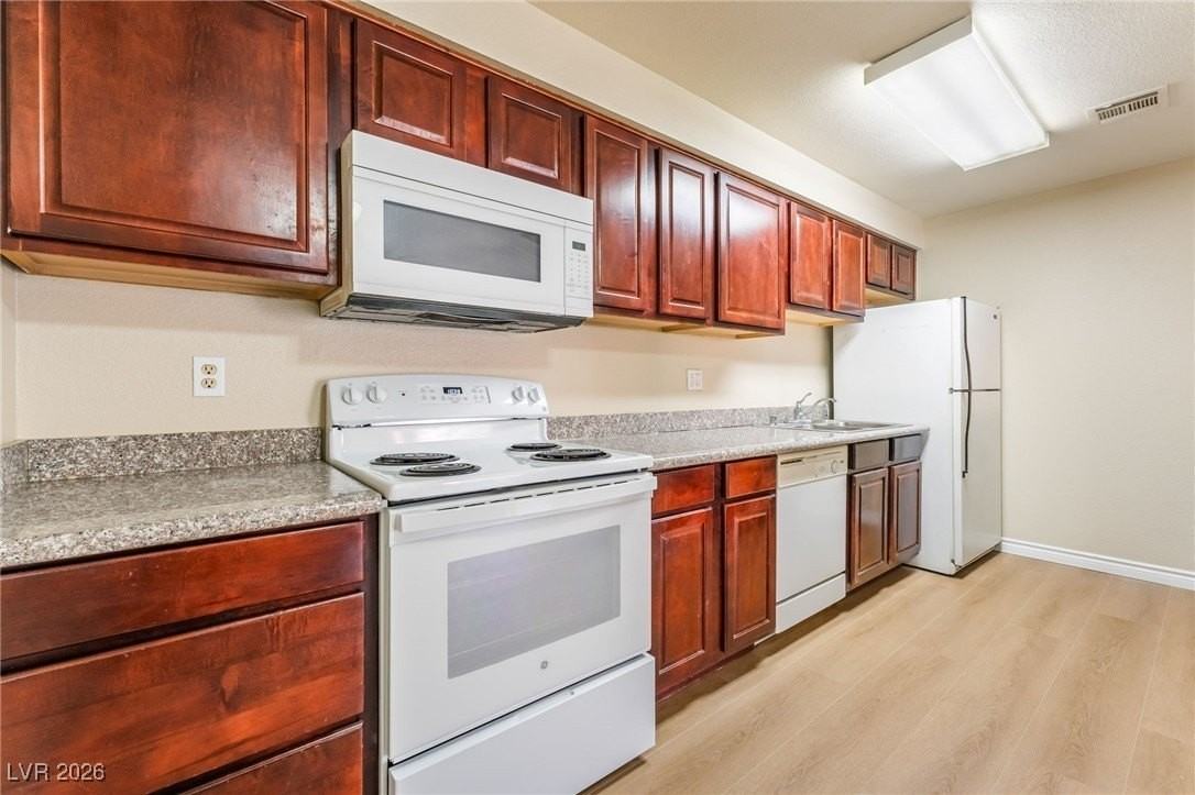 5121 River Glen Dr #144 - Photo 6 of 20