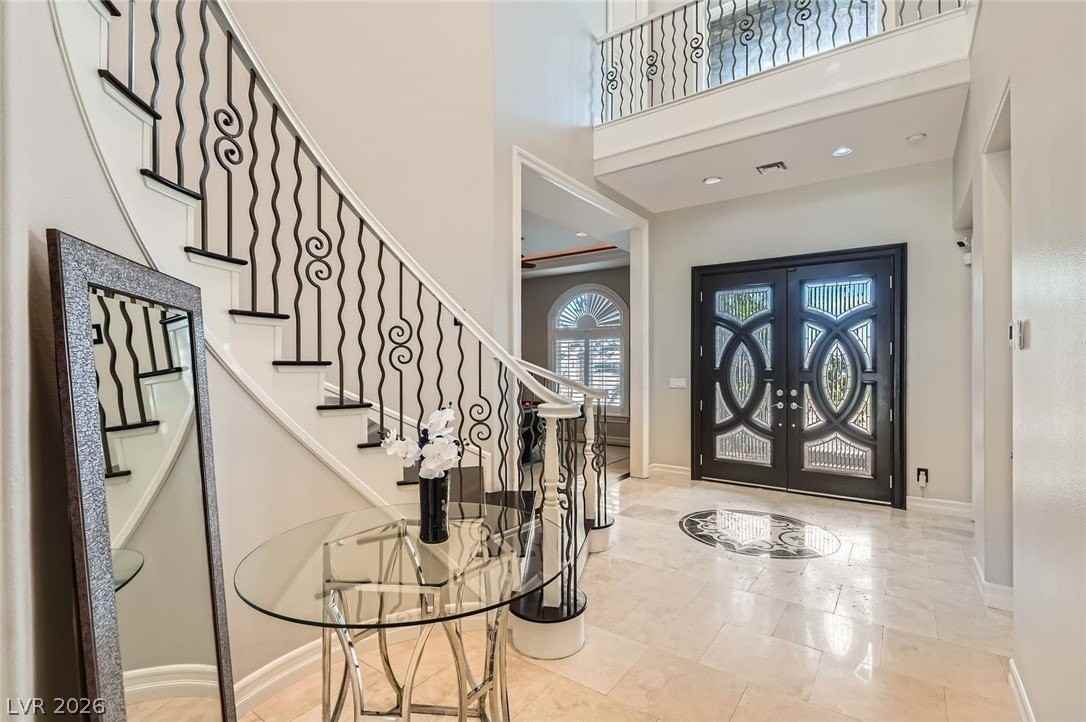 5367 Secluded Brook Ct - Photo 4 of 50