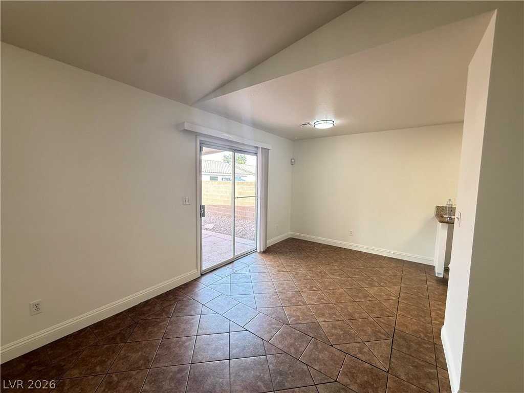 3130 Meadow Flower Ave - Photo 3 of 28