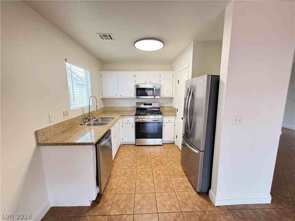 3130 Meadow Flower Ave - Photo 4 of 28