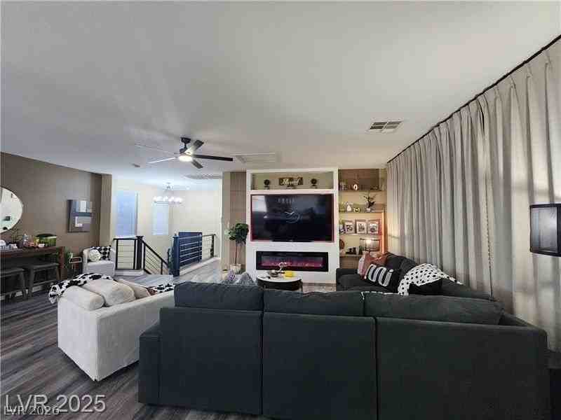 259 Morning Crest Ave - Photo 7 of 48