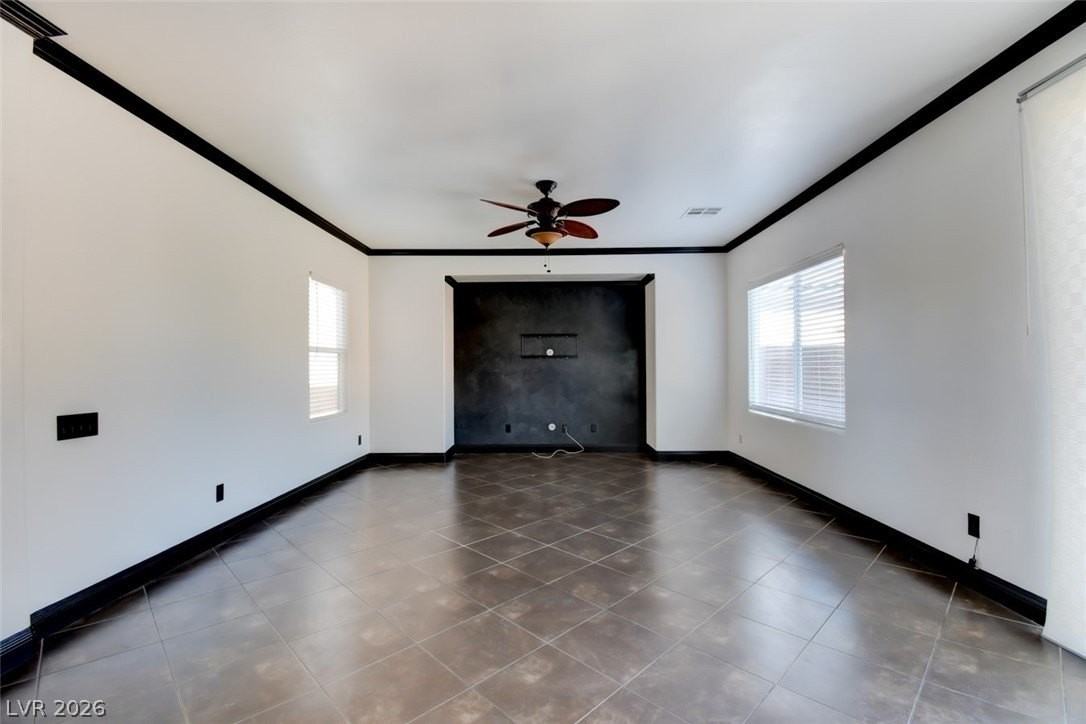 2904 Dowitcher Ave - Photo 5 of 18