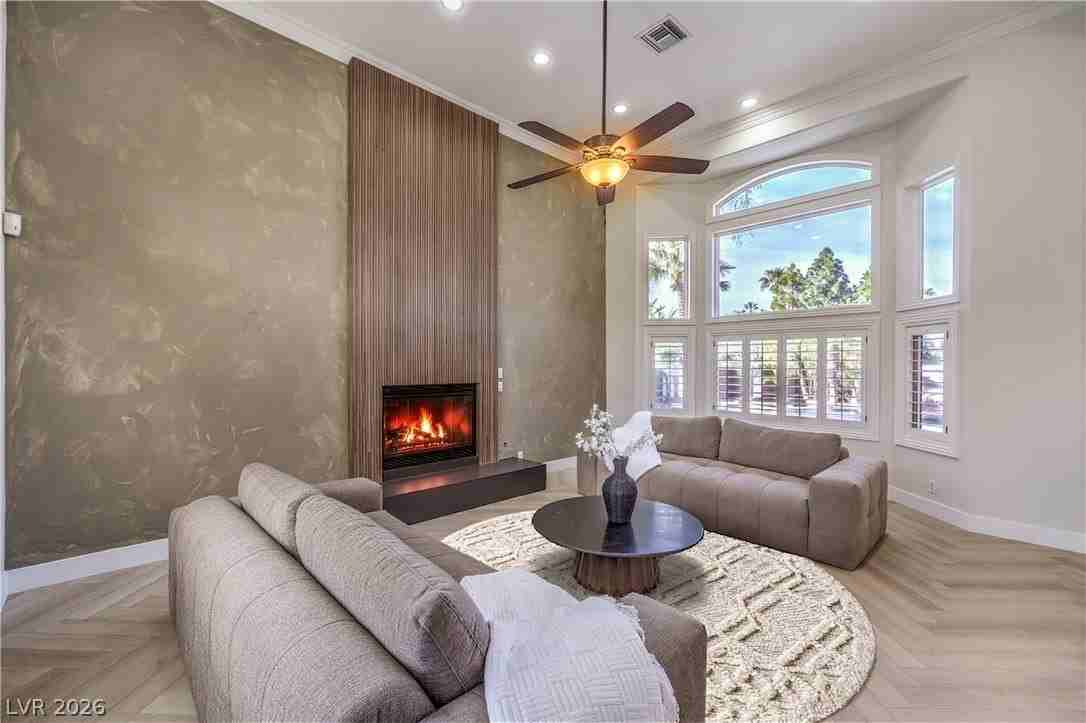 7520 Captains Harbor Dr - Photo 6 of 49