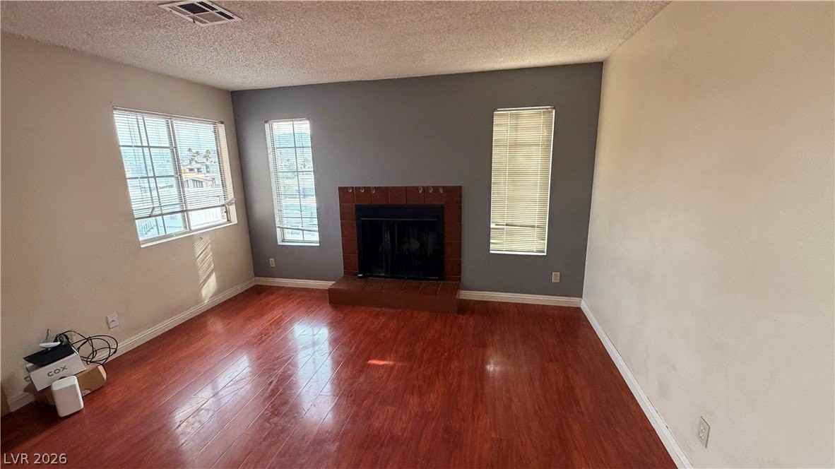 2754 Aarondavid Dr #C - Photo 2 of 5