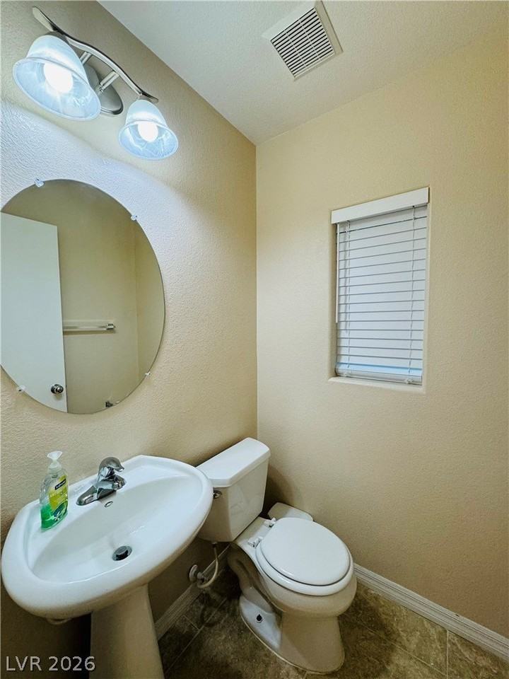 9160 Dimpled Ct - Photo 6 of 26