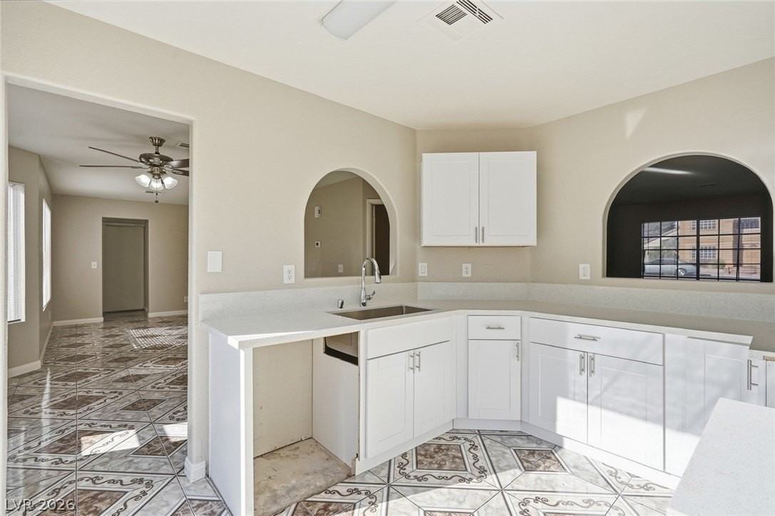 808 Majestic Rock Cir #0 - Photo 5 of 32