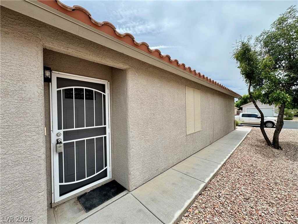 628 Carlos Julio Ave - Photo 4 of 32