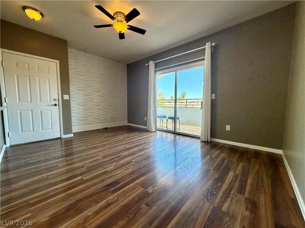5650 E Sahara Ave #2024 - Photo 3 of 24