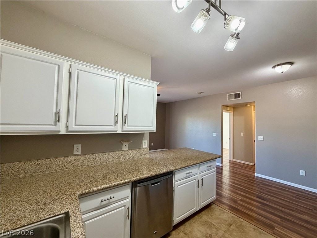 5650 E Sahara Ave #2024 - Photo 7 of 24