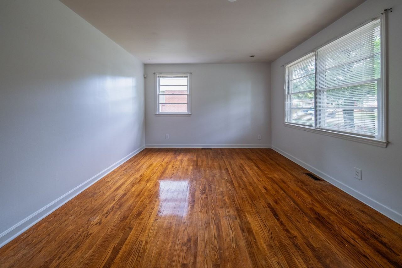 311 Guerrant St - Photo 4 of 21