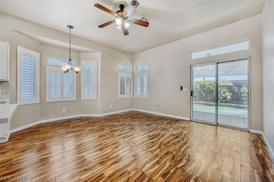 5228 Boca Del Mar St - Photo 7 of 21