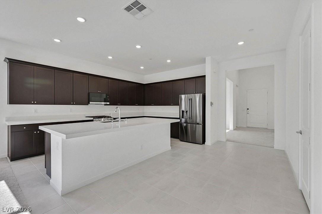 73 Atrani Bay Ct - Photo 3 of 40