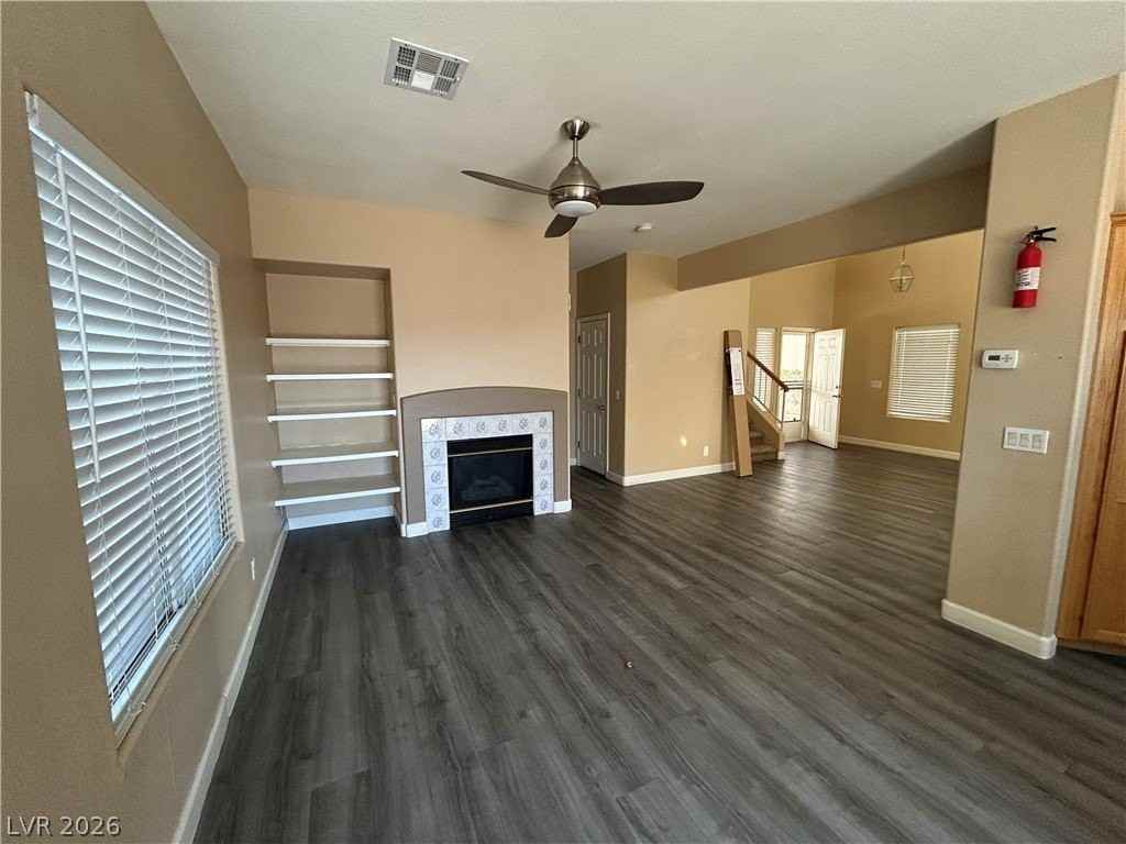 1094 Silver Stone Way - Photo 7 of 9