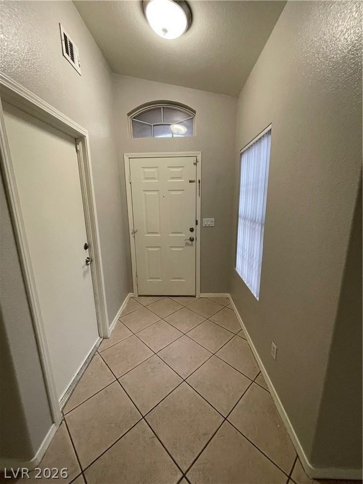 3753 Tiffin Ct - Photo 4 of 26