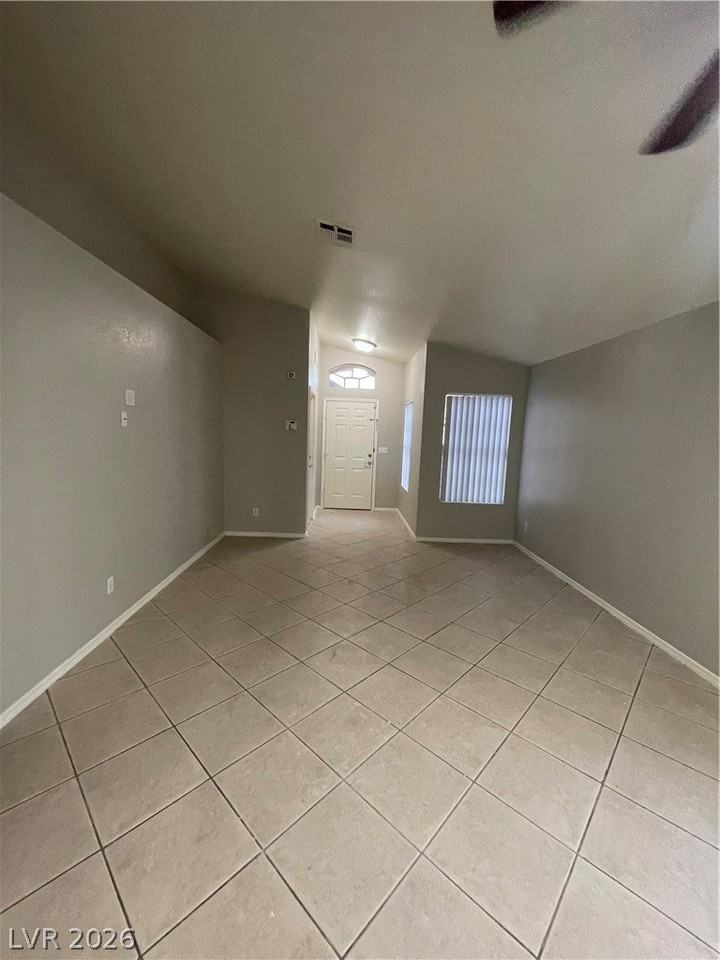 3753 Tiffin Ct - Photo 5 of 26