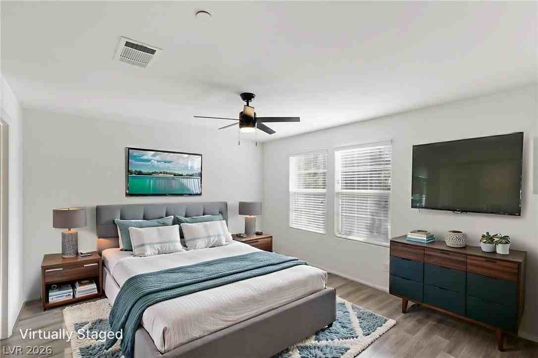 6227 Runestone St - Photo 4 of 33
