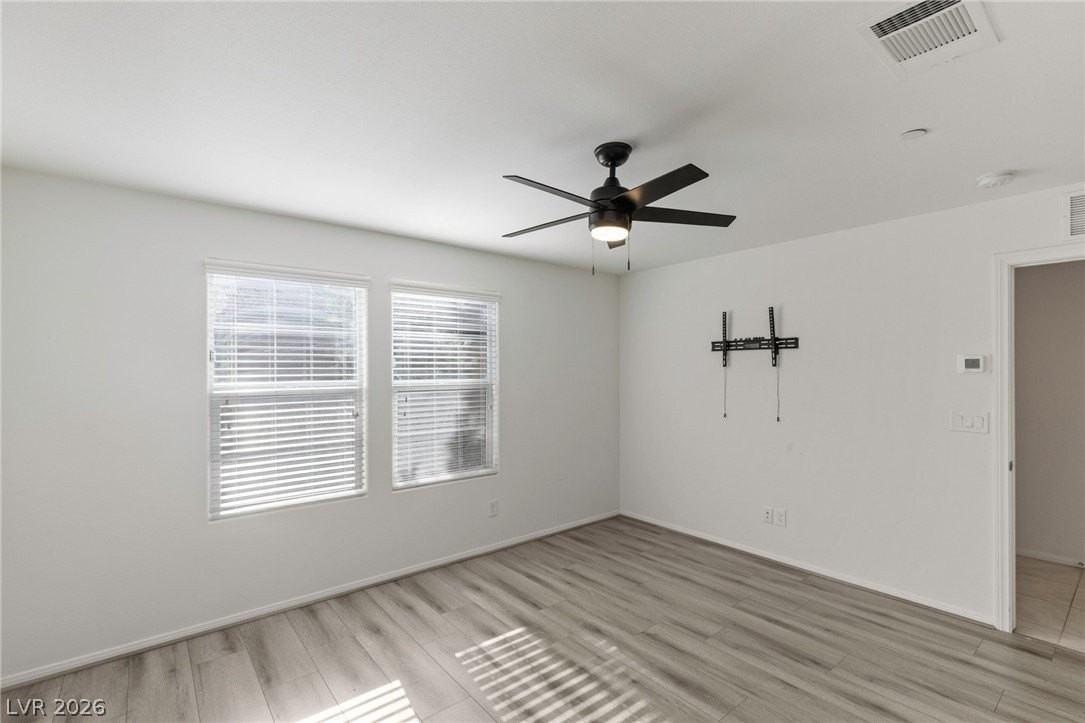 6227 Runestone St - Photo 6 of 33