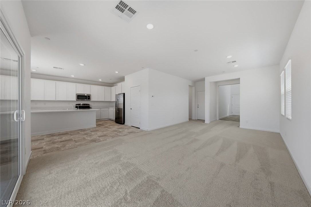 200 Preston Terrace Ave - Photo 4 of 20