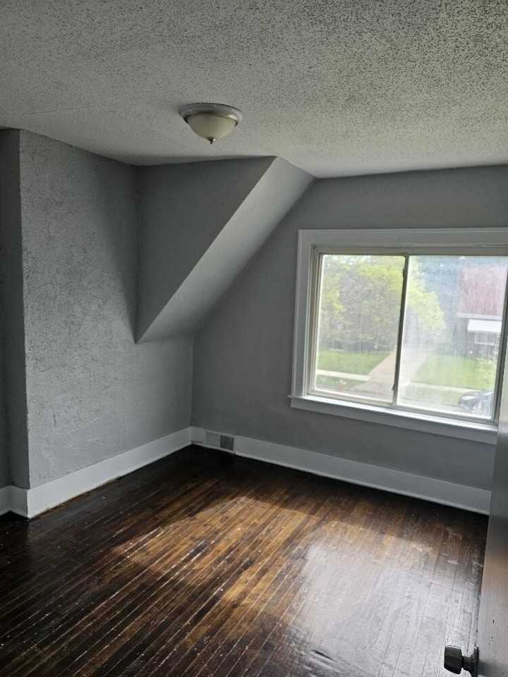 16583 Archdale St - Photo 7 of 9