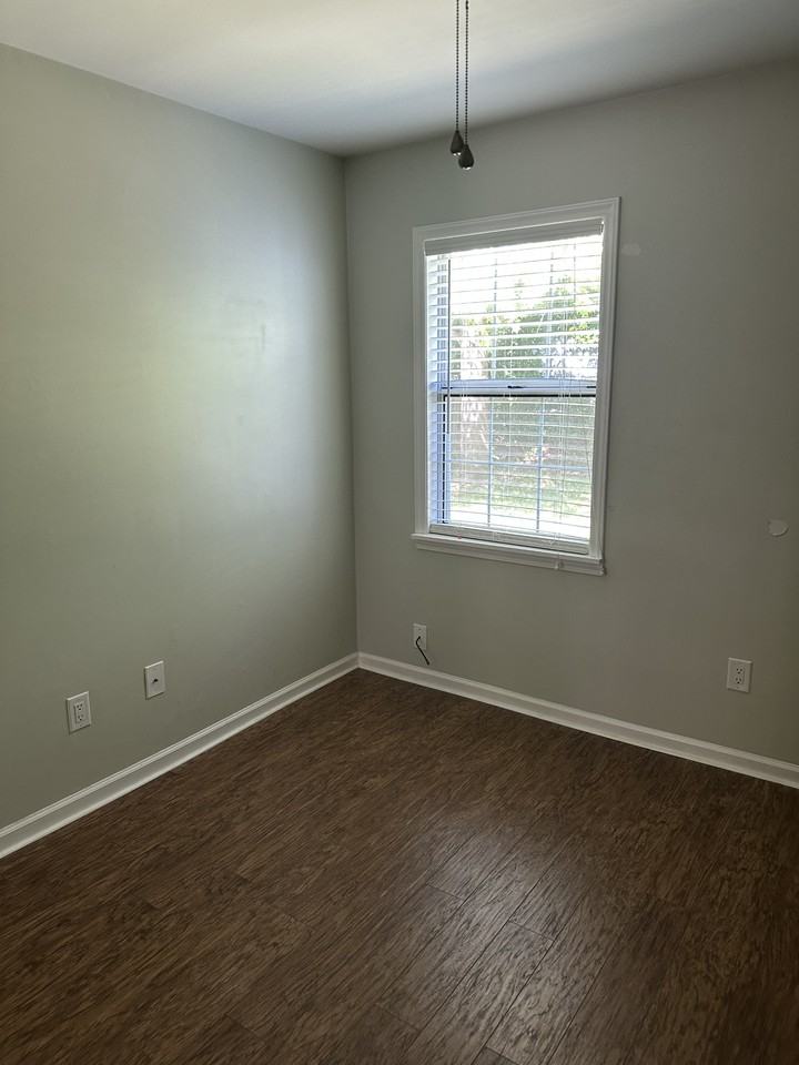 216 Mcfadden St #1 - Photo 6 of 25