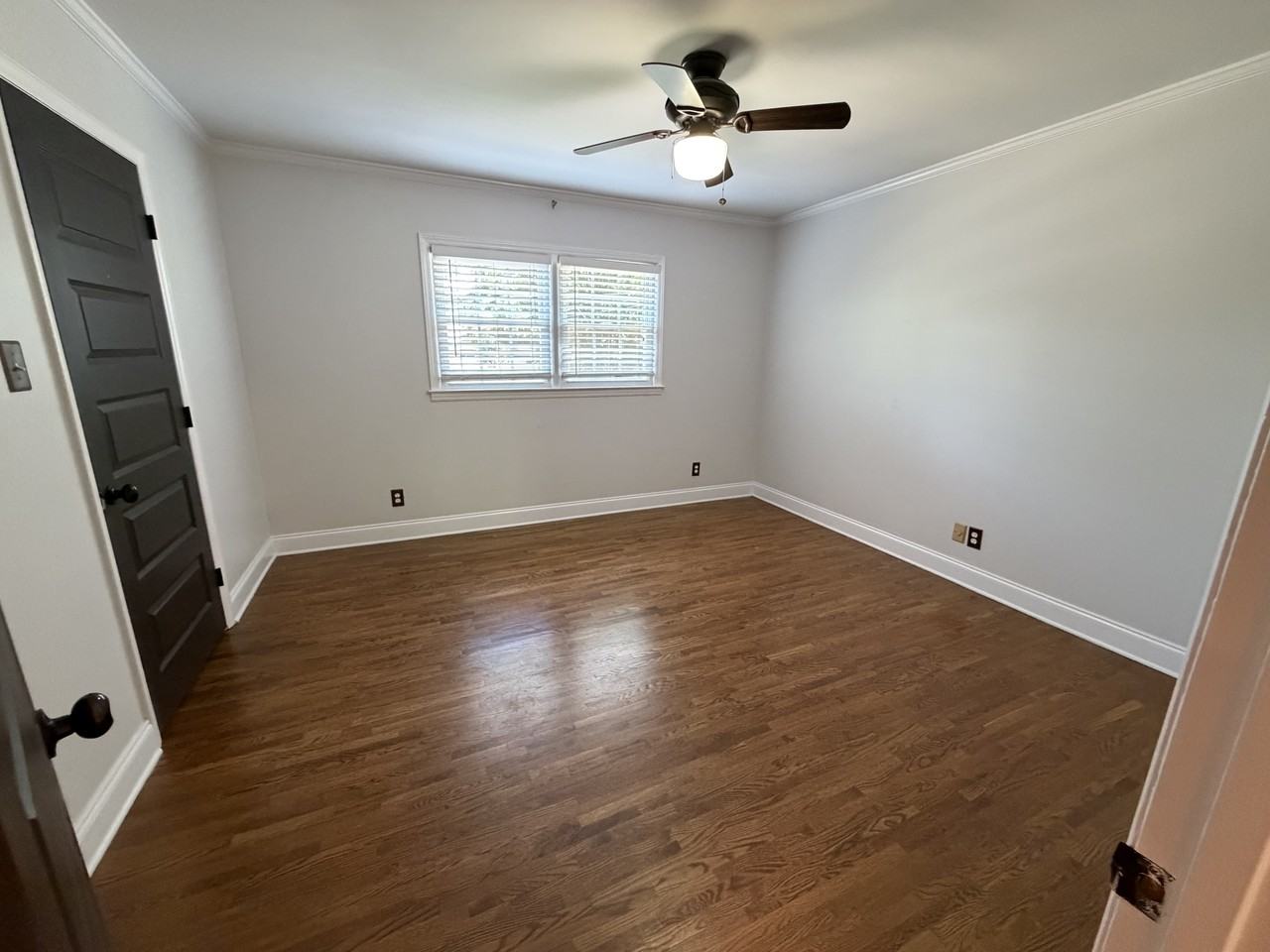 1215 Pinecrest Ave #1 - Photo 4 of 11