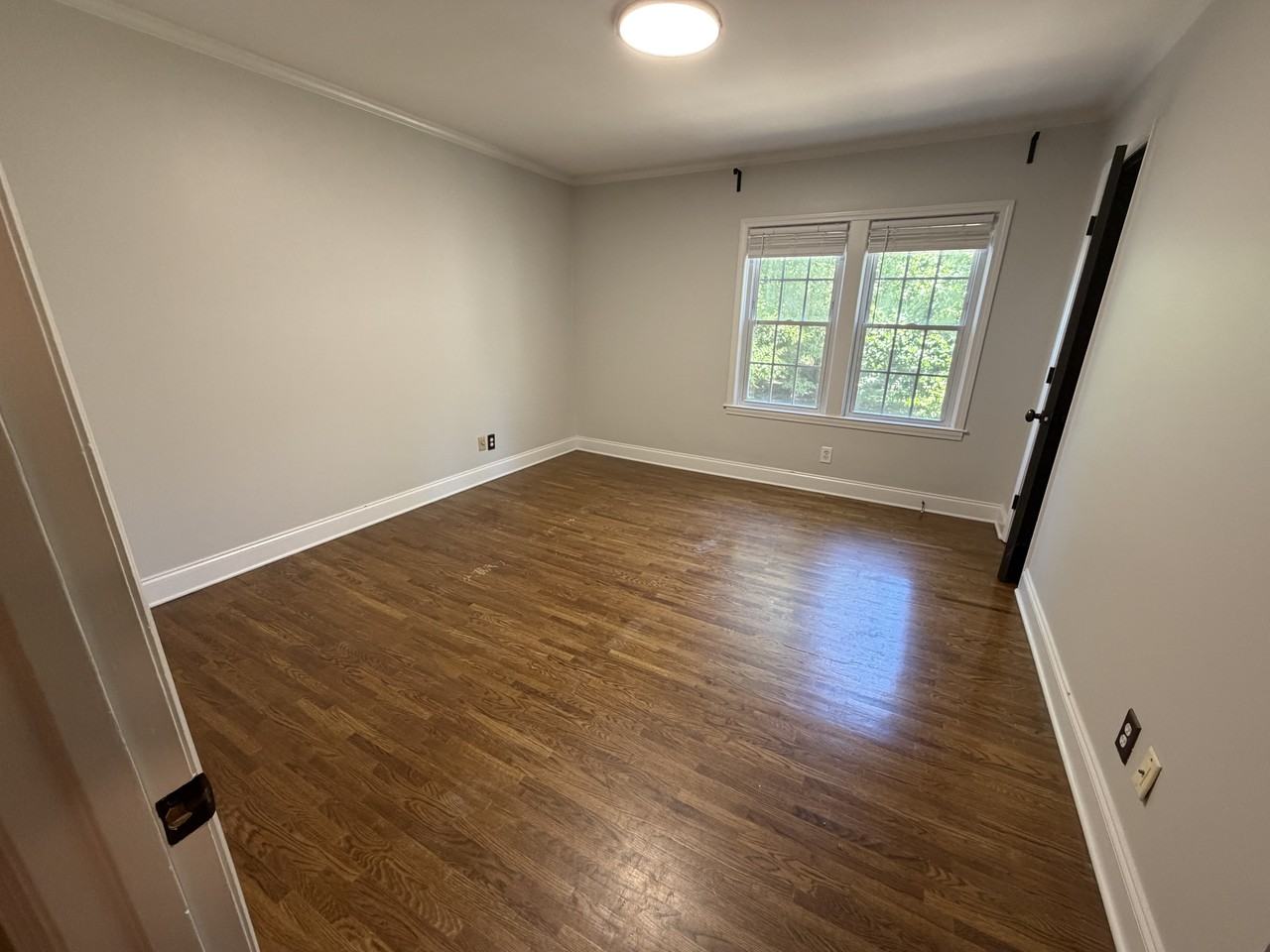 1215 Pinecrest Ave #1 - Photo 6 of 11