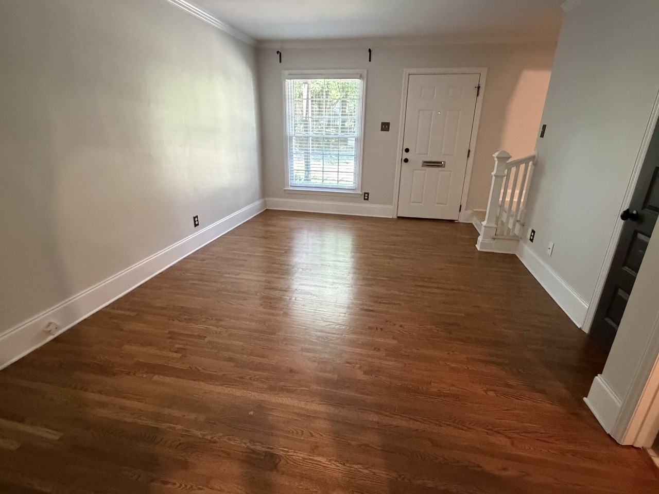 1215 Pinecrest Ave #1 - Photo 7 of 11