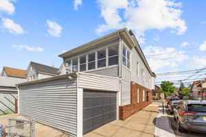 featured image of 59 Locust Ave #2R