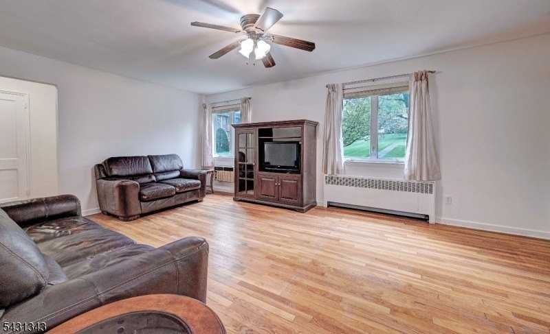 57 Troy Dr Apt C - Photo 3 of 11