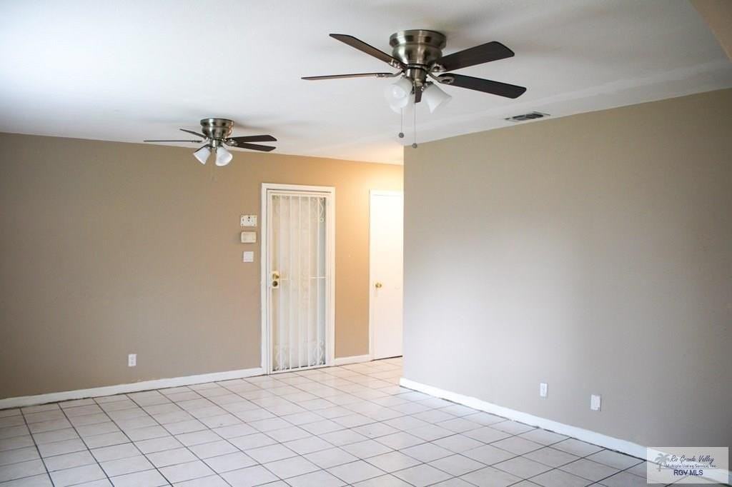 15 Corine Cir - Photo 7 of 9