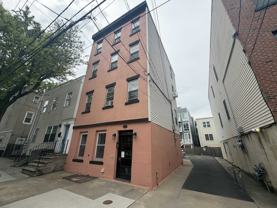 433 2nd St #2 - Photo 1 of 1