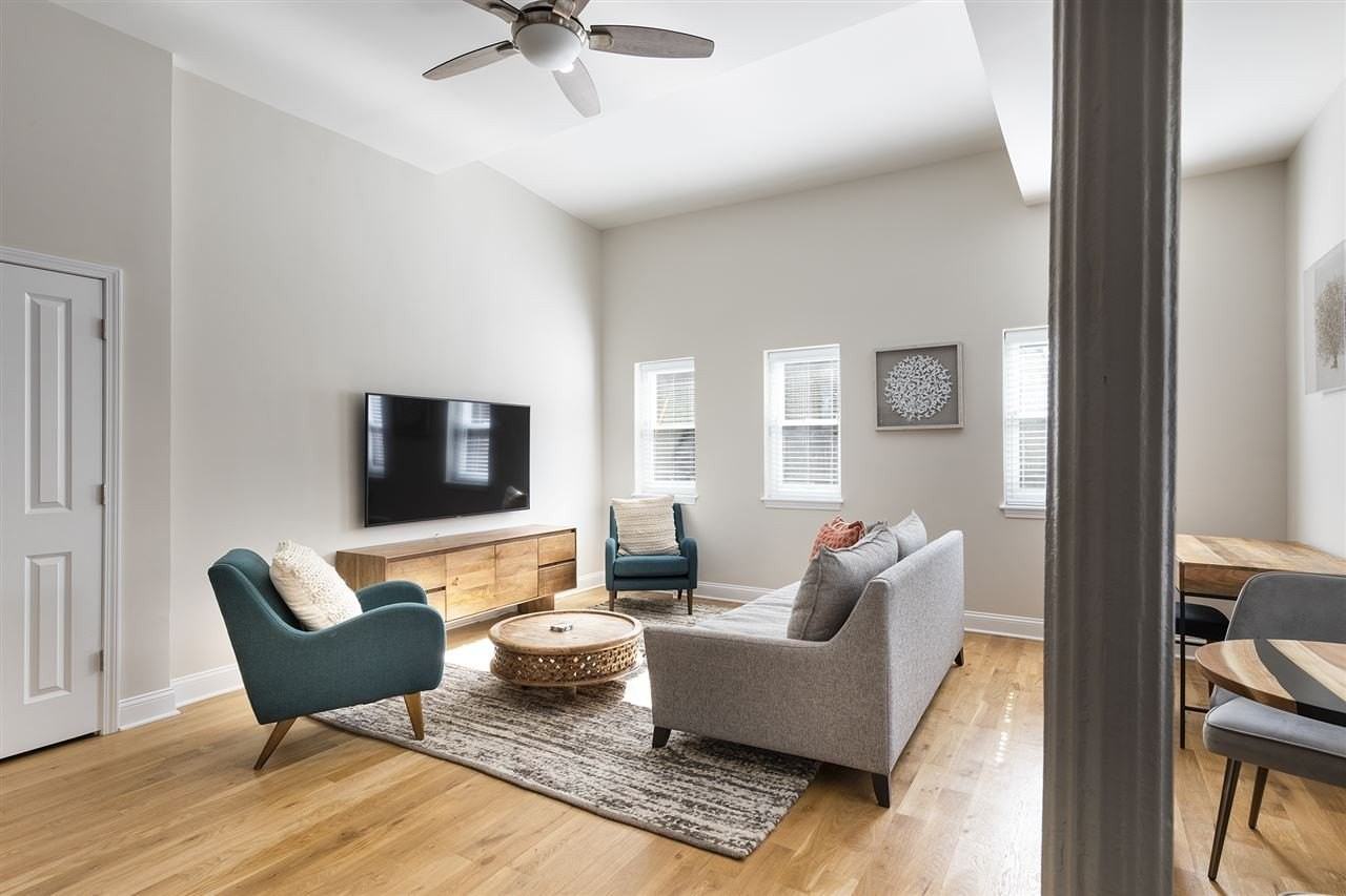 72 Wayne St #1 - Photo 3 of 12