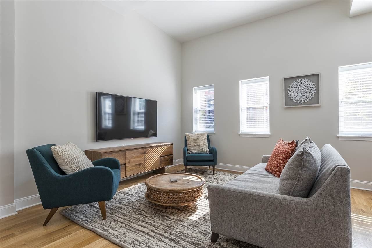 72 Wayne St #1 - Photo 7 of 12