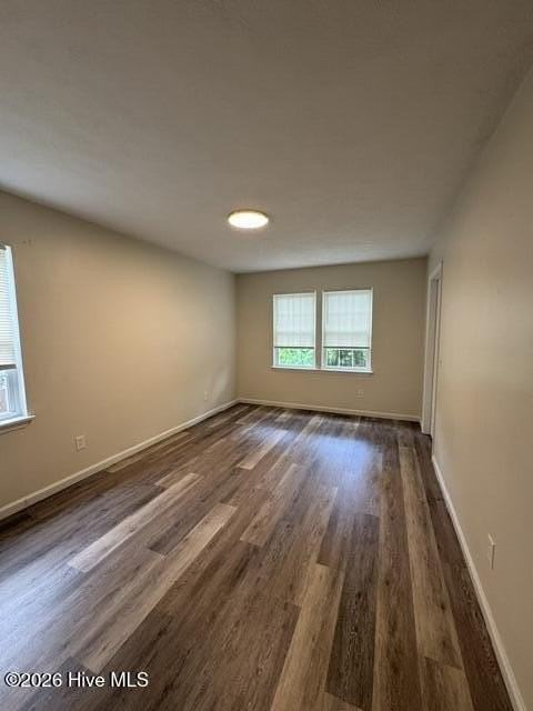 1315 Corbett St - Photo 6 of 14