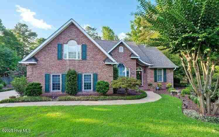 8825 Sawmill Creek Ln - Photo 2 of 33