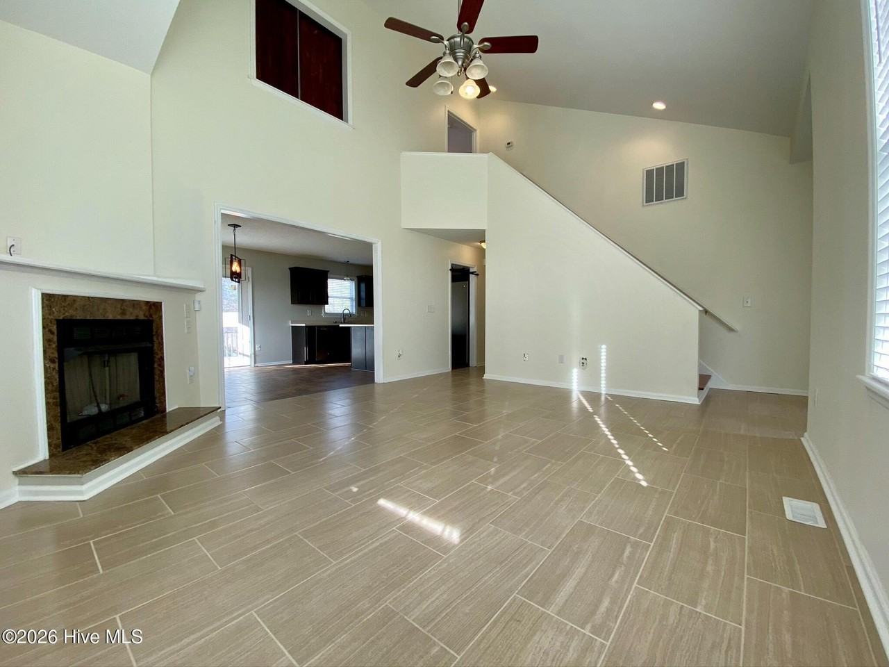 209 Oyster Ln - Photo 5 of 27