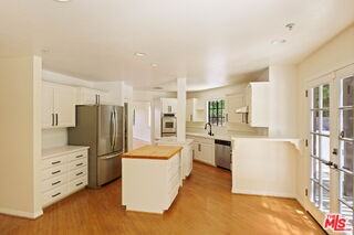 5237 San Feliciano Dr - Photo 4 of 8