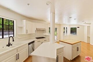 5237 San Feliciano Dr - Photo 5 of 8