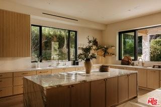 5287 Round Meadow Rd - Photo 6 of 8