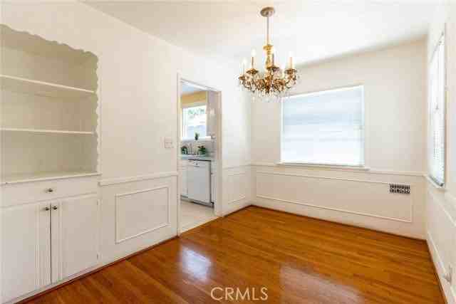 4444 Tujunga Ave - Photo 5 of 8