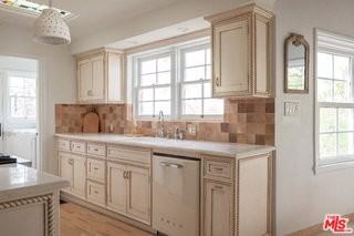 11539 Sunshine Ter - Photo 5 of 8