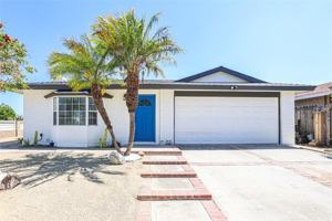 featured image of 2452 E Brenda St